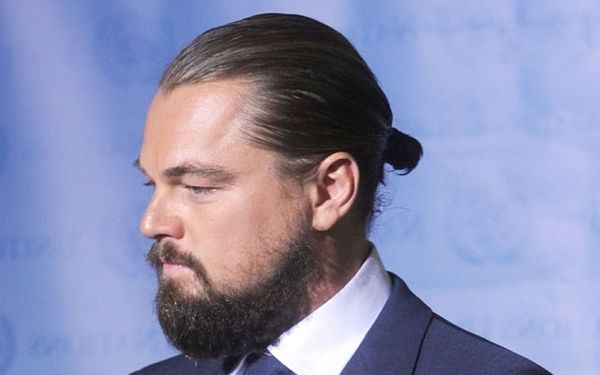 Can't stand his beard any longer!
