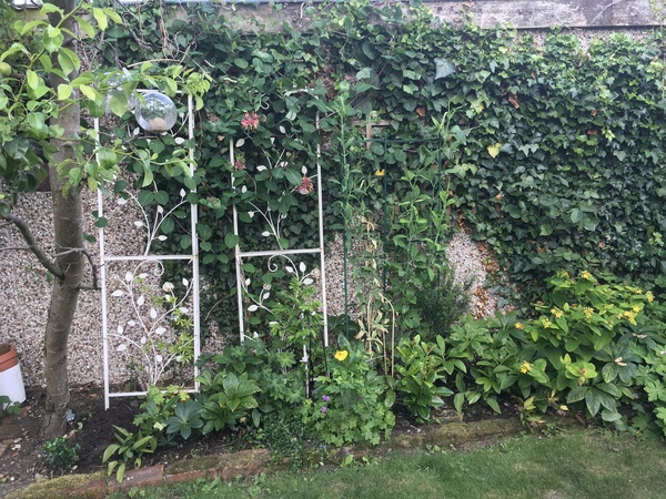 how to hide a garage!