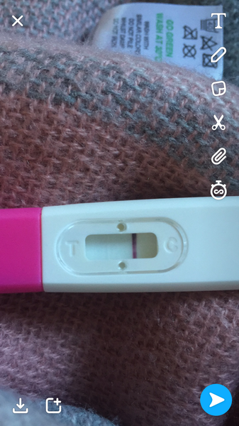 Is this a positive pregnancy test or not??