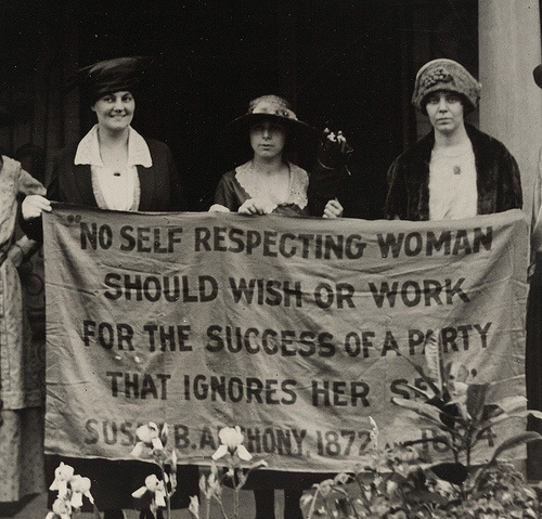 Labour lose 3 points - ALL women leaving the party