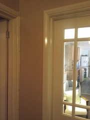 Is this door closer easy to fit?