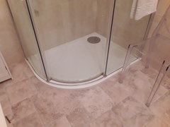 Replacing a curved glass shower sweep (?)...