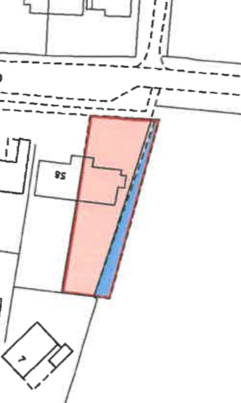 Land registry boundary help please!