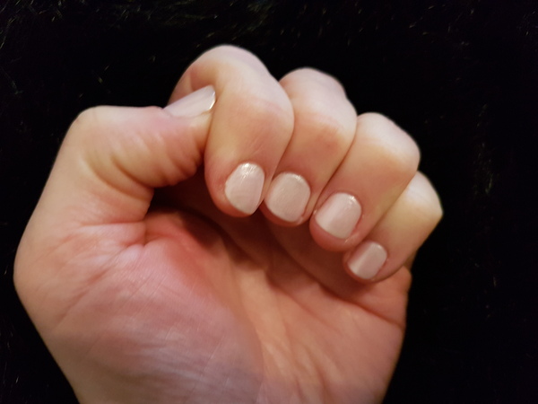 Show me your lovely short nails!