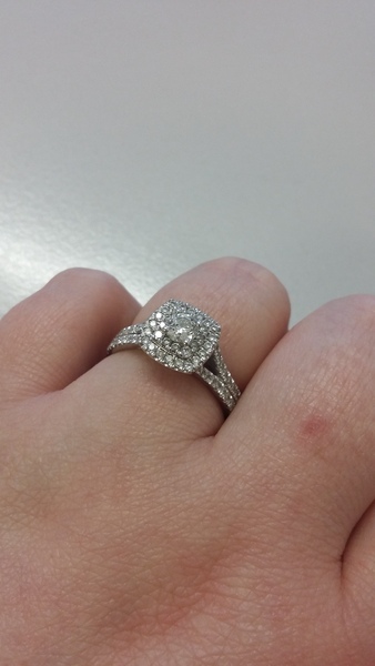 Quiet snow day here-show me your engagement rings!