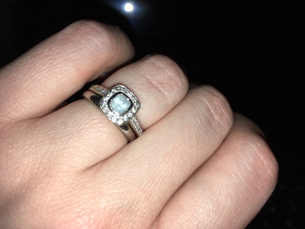Quiet snow day here-show me your engagement rings!