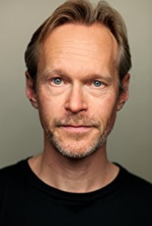 Seeking your casting suggestions for The Crown, Series 3