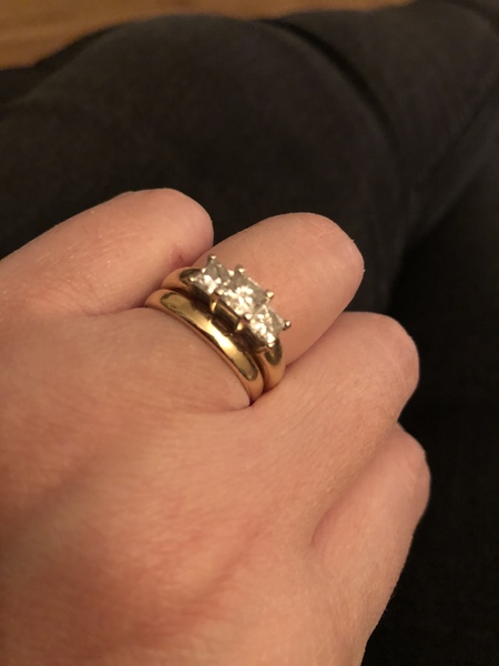 Quiet snow day here-show me your engagement rings!