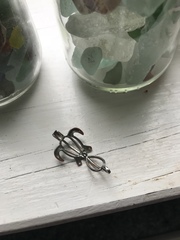 Can you help me find a similar thing... (pics)