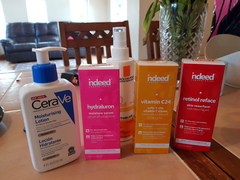 🐌 Fantastic Skincare: The One Where Sallie Swallows Dermaplaned a Lion Named Fabio