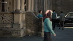 Teal, babies and death. Call The Midwife it’s Dr One Face