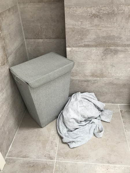 Help me lay out this boot-room / laundry....