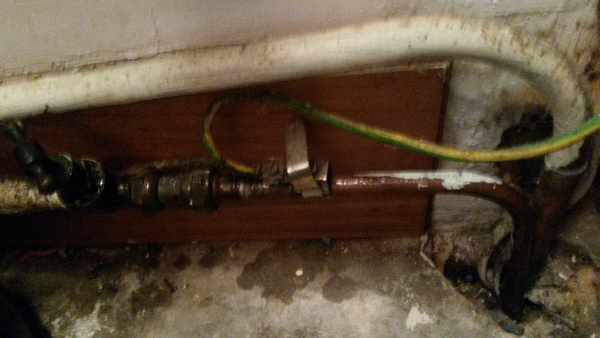 RCB / fuse box - desperarately seeking advice