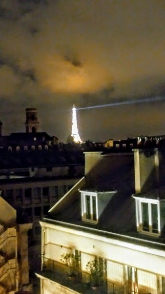 Hotel with a view of the Eiffel Tower?