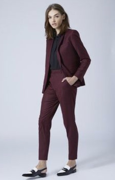 'Funky not feminine' - can anyone help dd dress for prom . . .?