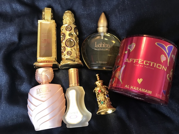 Whether you want to smell like Alexis Colby, Miffy, Mrs Robinson or a Stormtrooper, come and join the Lovely, Friendly Perfume Thread 12
