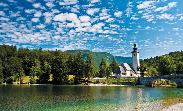 Where to go to completely relax for a month?