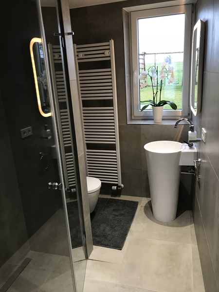 How can I make the bathroom look better?!