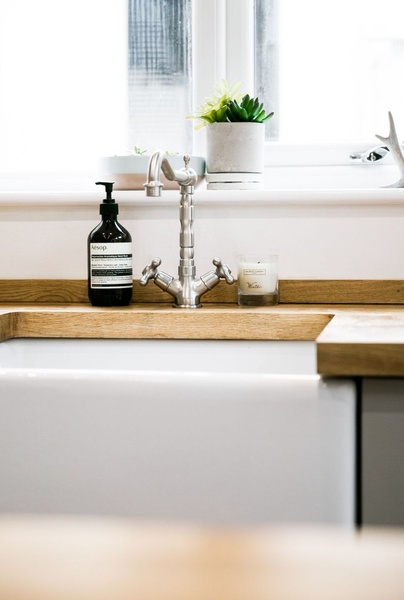 Help with kitchen cabinets. Looking to immitate deVOL.