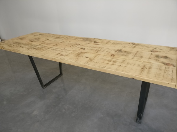 Help with kitchen cabinets. Looking to immitate deVOL.