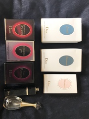Whether you want to smell like Alexis Colby, Miffy, Mrs Robinson or a Stormtrooper, come and join the Lovely, Friendly Perfume Thread 12