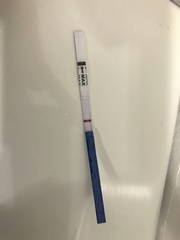 Can anybody see a line?
