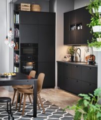 Matt-black & wood kitchen - anyone have one / planning one?