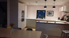 Curved kitchen units