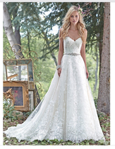 Wibu to buy this dress even if I know it won't fit me (yet!)?