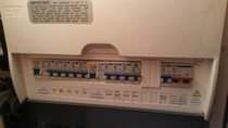 RCB / fuse box - desperarately seeking advice