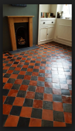 What paint colour for this room? It's a tricky one..