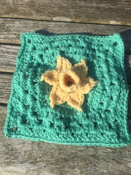 Woolly Hugs...We are making a blanket for annandale : Lovely donors and crafters, we need your help.