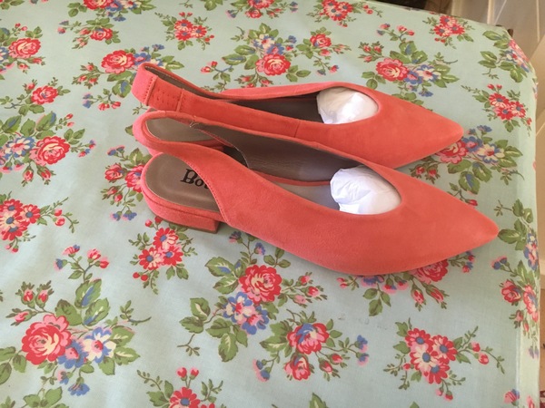 Where do you buy your comfortable and smart shoes????