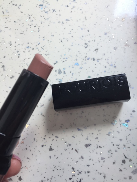 I need a cheap nude lipstick.