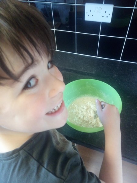 Mumsnet users discuss family mealtime rituals with Uncle Ben's & Dolmio