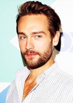 Swagger Inn 155 - it’s Springtime, time to frolic and gambol with the HBFs