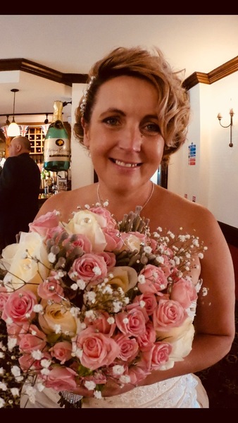 Show me your favourite bridal bouquet !