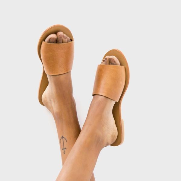 Anyone wearing sliders?