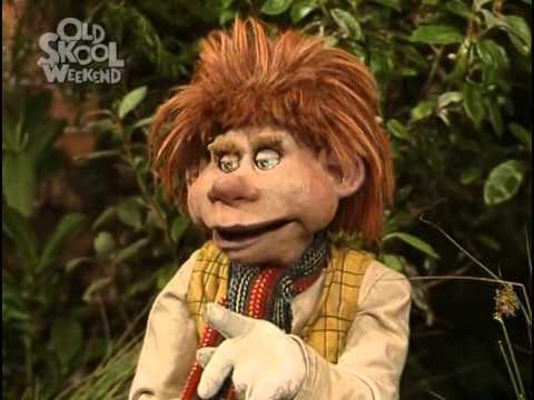 Neighbours - off with Jacks head, the well is too good for him