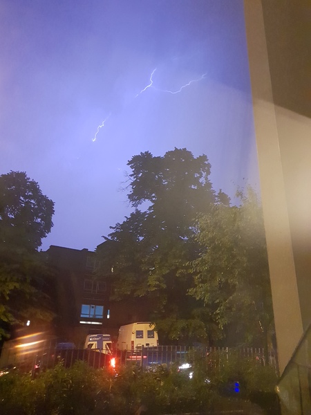 anyone else watching the lightshow outside?