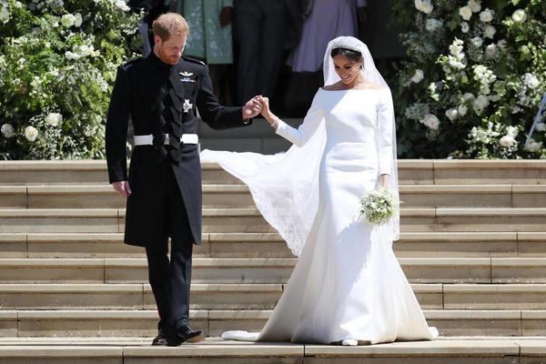 Meghan's dress was lovely but lumpy looking,/ill fitting bra look