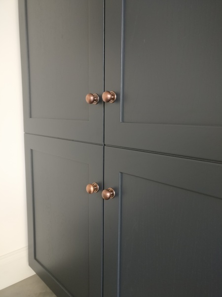 Help with kitchen cabinets. Looking to immitate deVOL.
