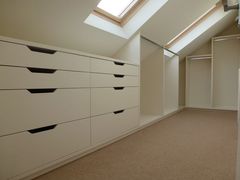 Designing a walk-in wardrobe in loft - help!