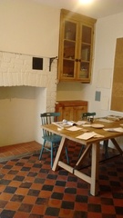 What paint colour for this room? It's a tricky one..