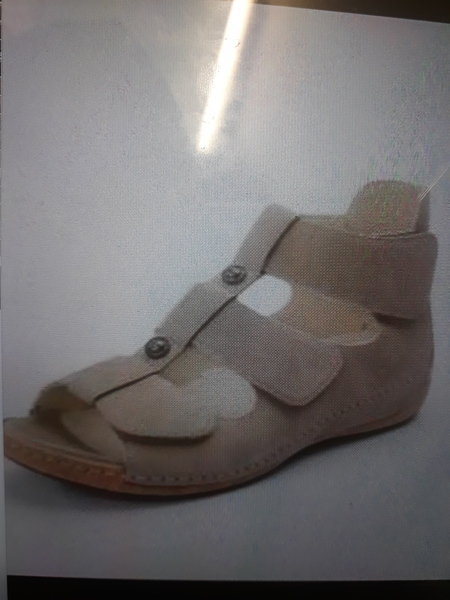 Shoes like these please