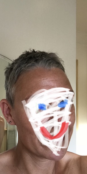 Frizzy grey hair - short or longer??