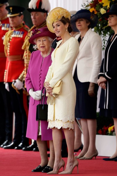 Royal style: Kate/Meghan/Bea/Euj, Maxima/Mary/Letizia/Victoria