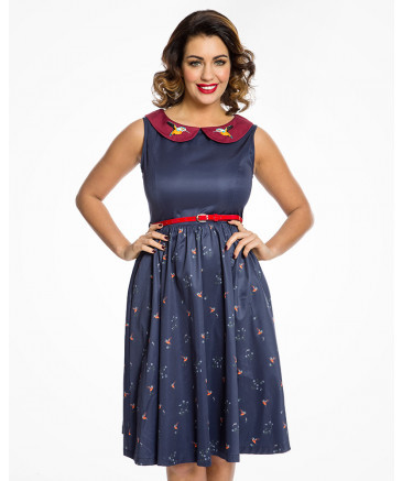 This is really embarrassing but could you please tell me which dress you prefer?