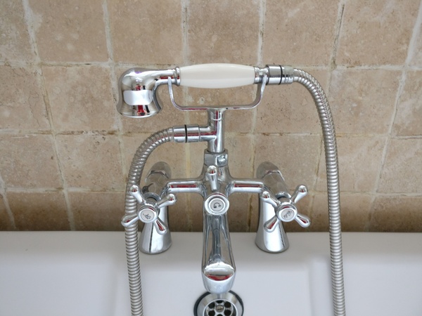Mixer tap - easy to fix?