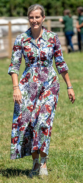 Royal style: Kate/Meghan/Bea/Euj, Maxima/Mary/Letizia/Victoria